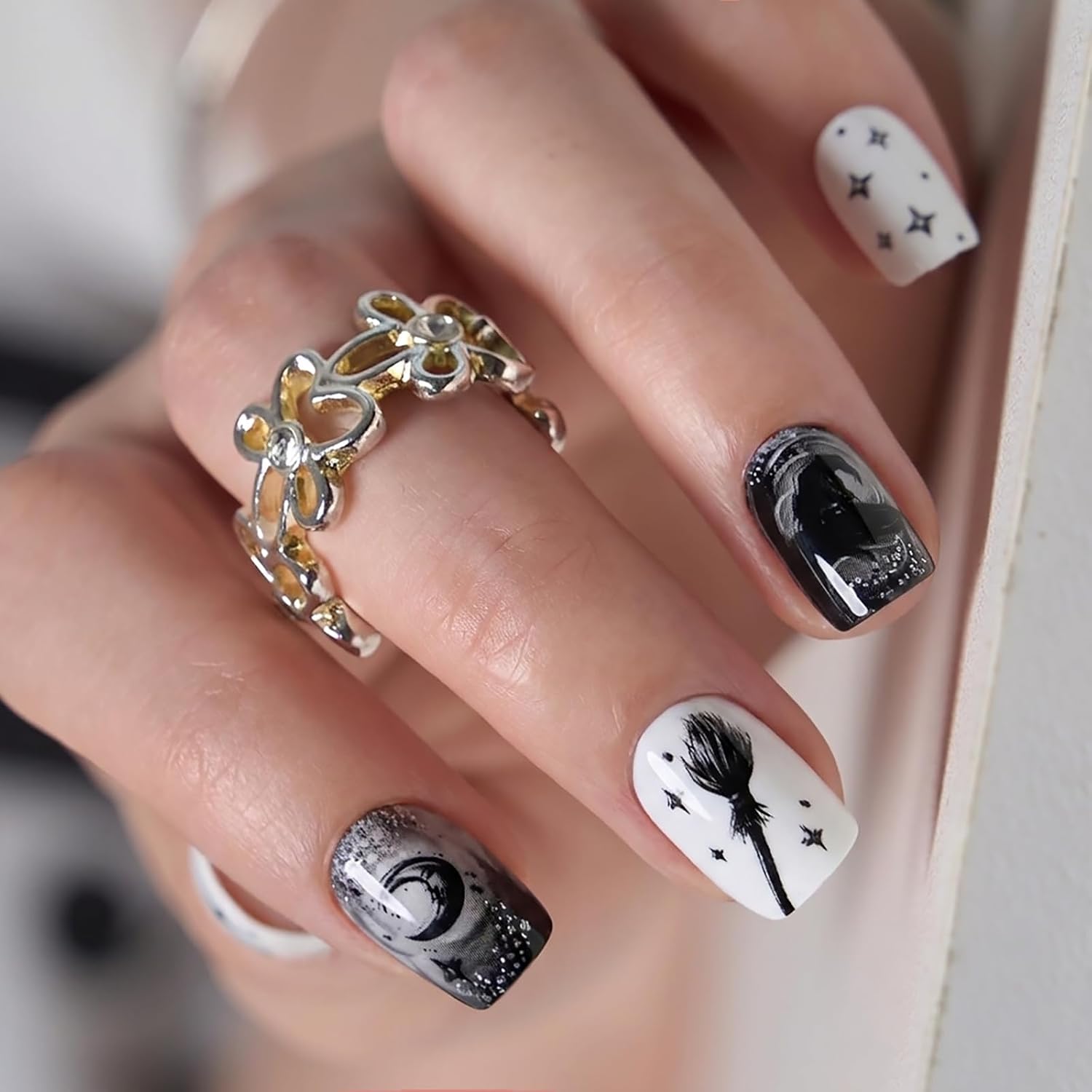 Ongles à coller pour Halloween - Spider Web Halloween Decoration avis et prix